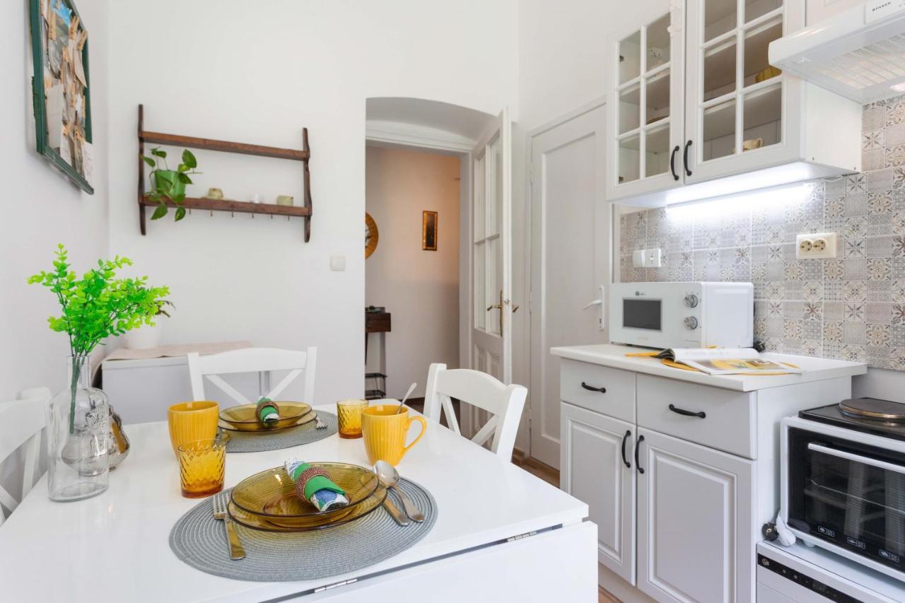 Cozy And Bright 1Bdr Apartment In The City Center! Zagreb Bagian luar foto